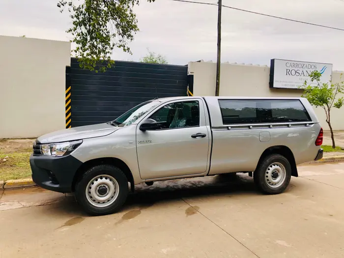 Toyota Hilux - Imagen 2